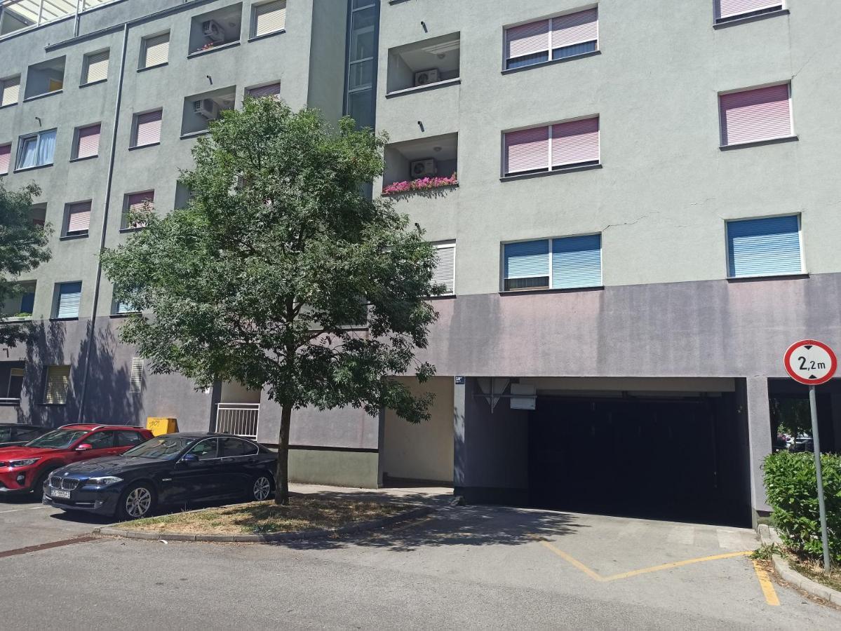 Zagreb Lake Star & Included Garage Parking Place ภายนอก รูปภาพ